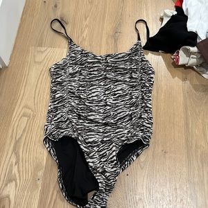Like new topshop zebra bodysuit